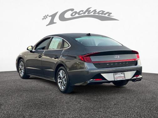 2022 Hyundai SONATA SEL