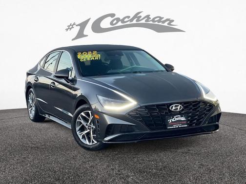2022 Hyundai SONATA SEL