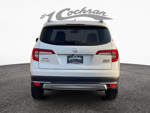 2022 Honda Pilot Touring 7-Passenger