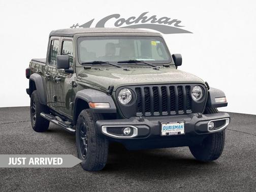 2023 Jeep Gladiator Sport
