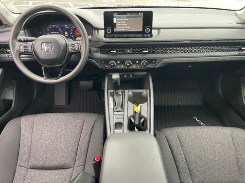 Canyon 2025 Honda Accord SE