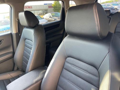 Lunar Silver Metallic 2023 Honda CR-V EX-L