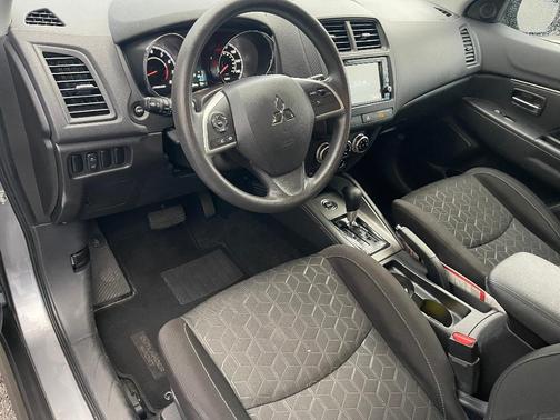 Mercury Gray Metallic 2024 Mitsubishi Outlander Sport ES