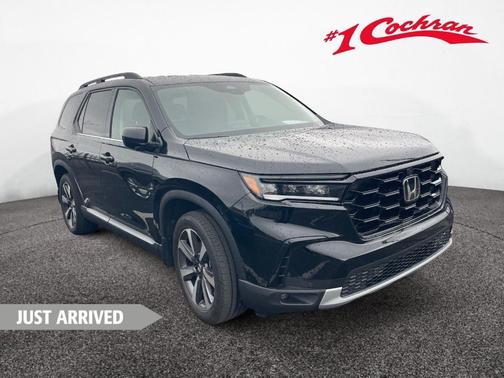 Crystal Black Pearl 2024 Honda Pilot Elite