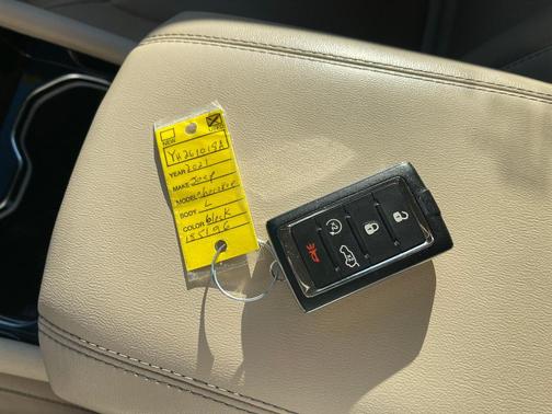 Metallic 2021 Jeep Grand Cherokee L Limited