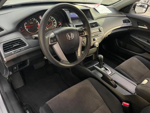 Alabaster Silver Metallic 2010 Honda Accord LX