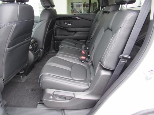 Platinum White Pearl 2024 Honda Pilot Touring