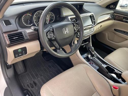 2016 Honda Accord Touring