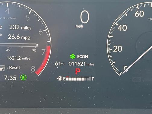 Platinum White Pearl 2024 Honda HR-V LX