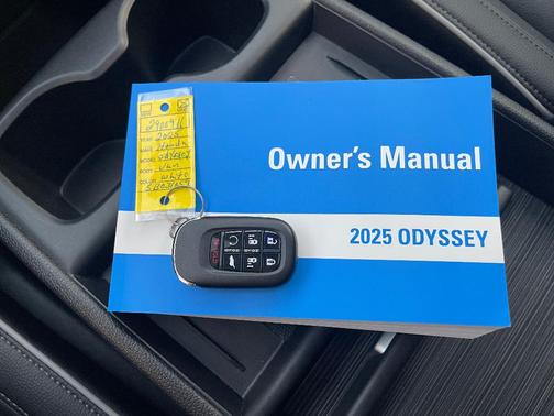 2025 Honda Odyssey Touring