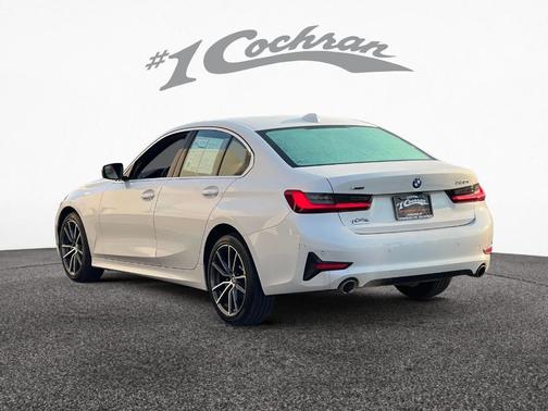2022 BMW 330 i xDrive