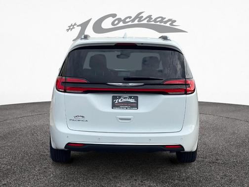 2021 Chrysler Pacifica Touring-L