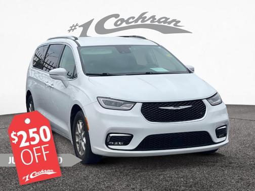 2021 Chrysler Pacifica Touring-L