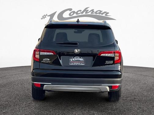 2022 Honda Pilot Touring 7-Passenger