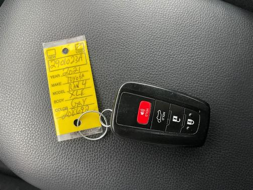 Magnetic Gray Metallic 2021 Toyota RAV4 XLE