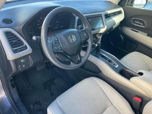 2020 Honda HR-V EX