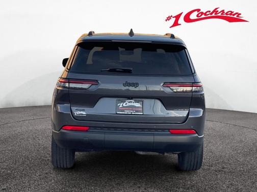 2023 Jeep Grand Cherokee L Laredo