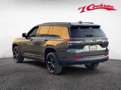 2023 Jeep Grand Cherokee L Laredo