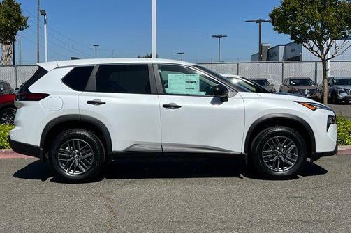 2025 Nissan Rogue S