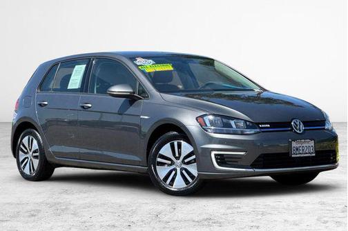 2019 Volkswagen e-Golf SE