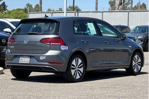 2019 Volkswagen e-Golf SE