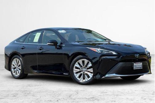 2022 Toyota Mirai Base