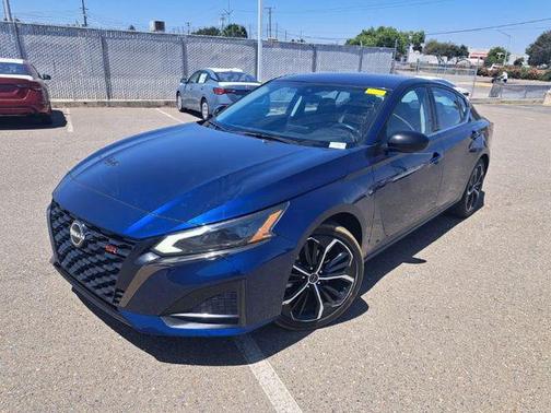 2023 Nissan Altima SR FWD