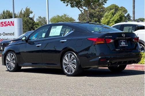 2023 Nissan Altima 2.5 SL