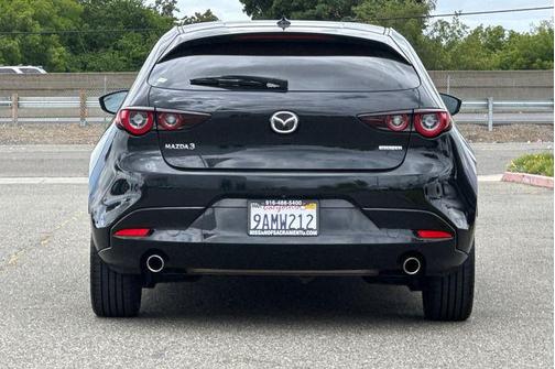 2022 Mazda Mazda3 FWD w/Premium Package
