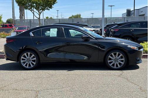 2024 Mazda Mazda3 FWD w/Preferred Package