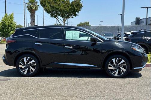 2023 Nissan Murano SL FWD