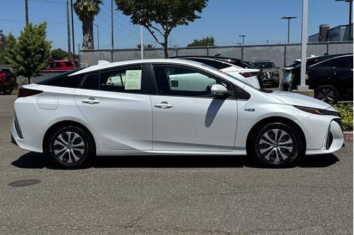 2021 Toyota Prius Prime LE