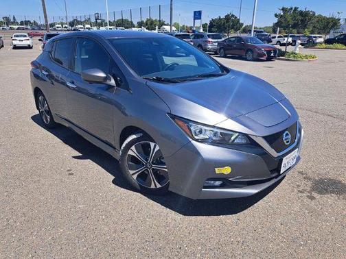 2022 Nissan Leaf SV 40 kWh