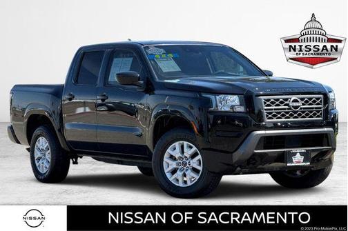 2023 Nissan Frontier SV