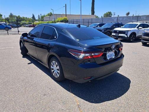 2022 Toyota Camry LE