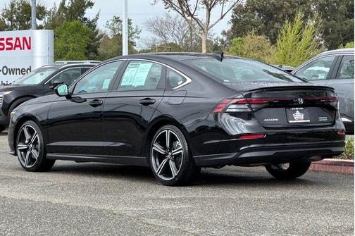 2025 Honda Accord Hybrid Base