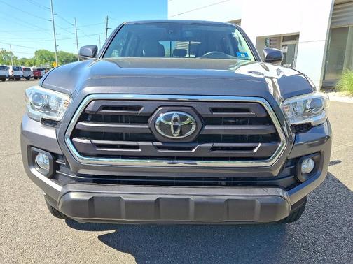 Magnetic Gray Metallic 2018 Toyota Tacoma SR5