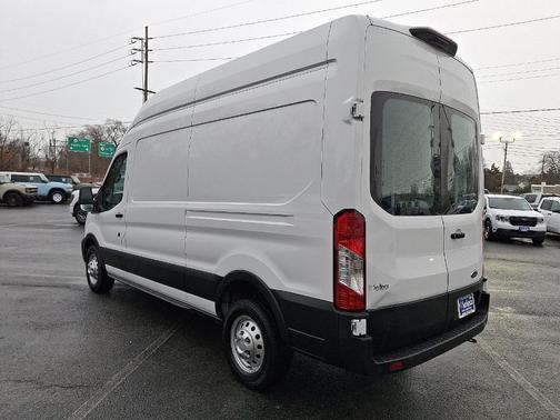 2023 Ford Transit-250 Base