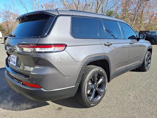 2021 Jeep Grand Cherokee L Laredo