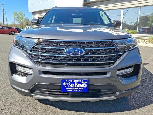 Carbonized Gray Metallic 2023 Ford Explorer XLT