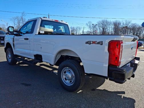 2025 Ford F-250 XL