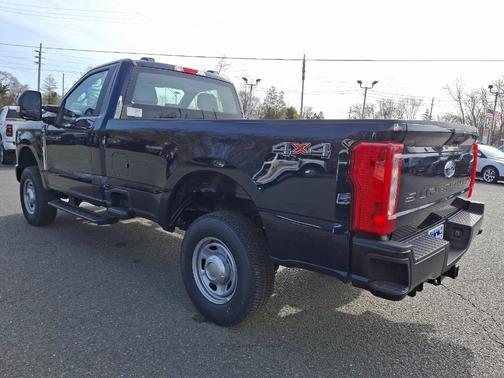 2025 Ford F-250 XL