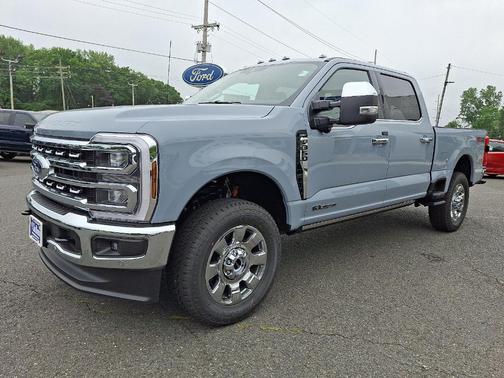 2025 Ford F-350 Lariat Super Duty
