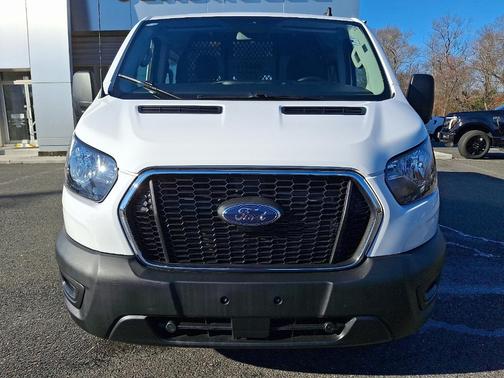 2024 Ford Transit-250 