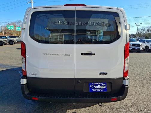 2024 Ford Transit-250 