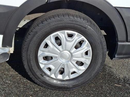 2024 Ford Transit-250 