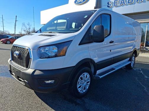 2024 Ford Transit-250 