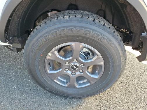 Oxford White Clearcoat 2026 Ford Bronco Big Bend