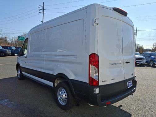 2023 Ford Transit-250