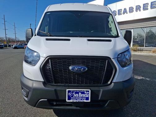 2023 Ford Transit-250